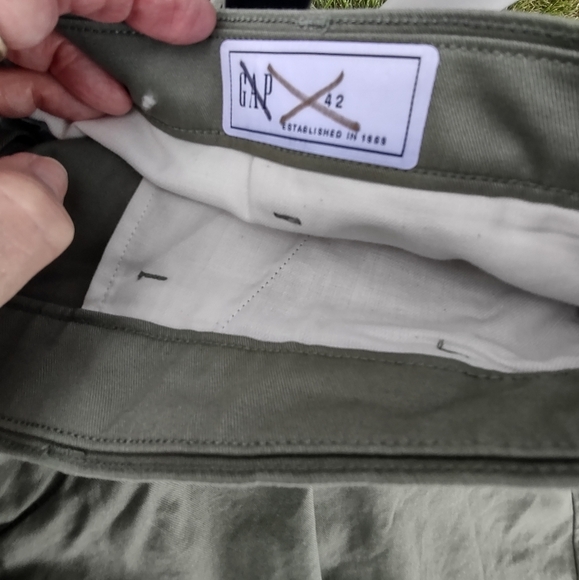 GAP, Green Khakis, 42, NWOT - Picture 8 of 8